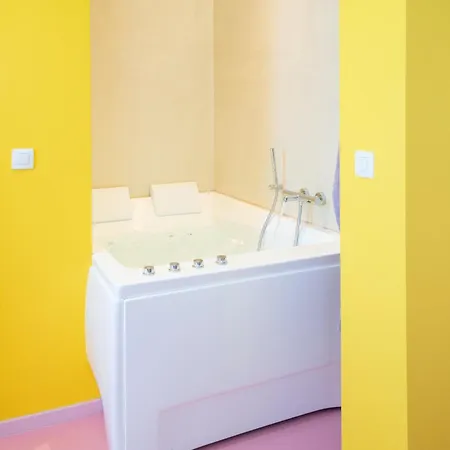 Capsule Retro Balneo - Sauna - Billard -switch 2 Limelette