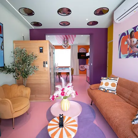 Capsule Retro Balneo - Sauna - Billard -switch 2 Apartment Limelette