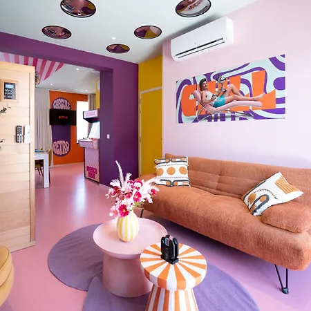 Apartment Capsule Retro Balneo - Sauna - Billard -switch 2