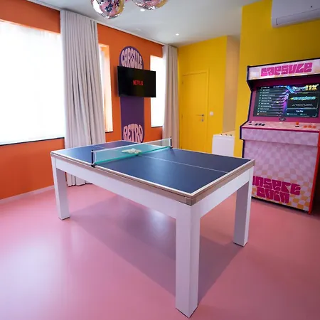 Capsule Retro Balneo - Sauna - Billard -switch 2 Apartment Limelette