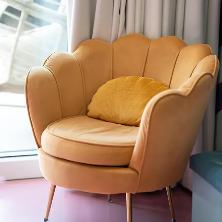 Capsule Retro Balneo - Sauna - Billard -switch 2 Apartment Limelette